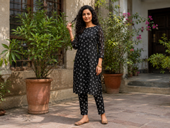 premium black printed lawn 2pc stiched