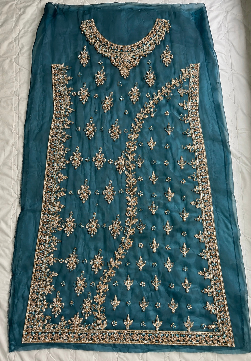 Neel-e-Zar