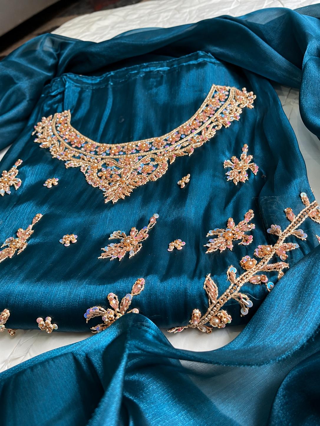 Neel-e-Zar